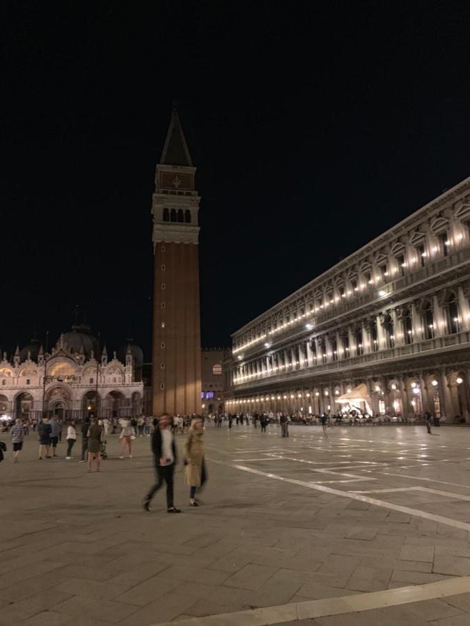 Luna Di Miele Apartment Venice Exterior photo